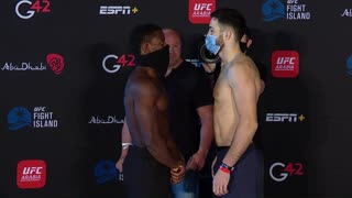 Битва взглядов Нассурдина Имавова и Филиппа Хоуза перед UFC Бойцовский остров 7